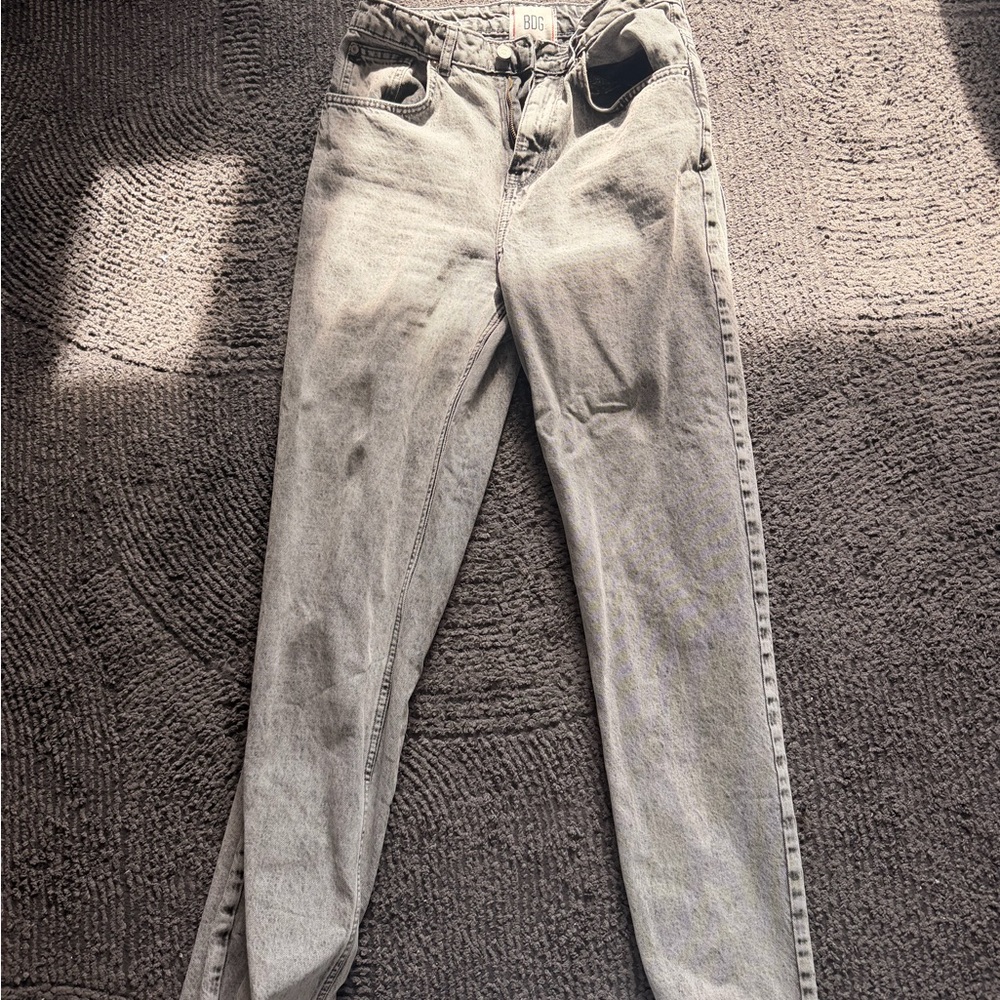 BDG Women's Light Gray Straight Leg Jeans
